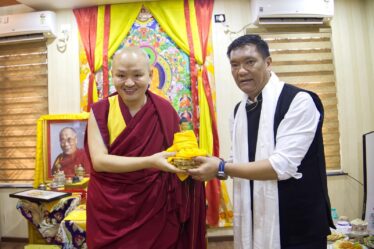 CM Pema Khandu Visits Mundgod Tibetan Settlement and Attends Enthronement of 10th Lhagyal Rinpoche