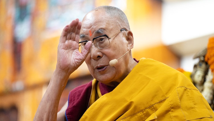 His Holiness the Dalai Lama Departs for Sikkim and Salugara
